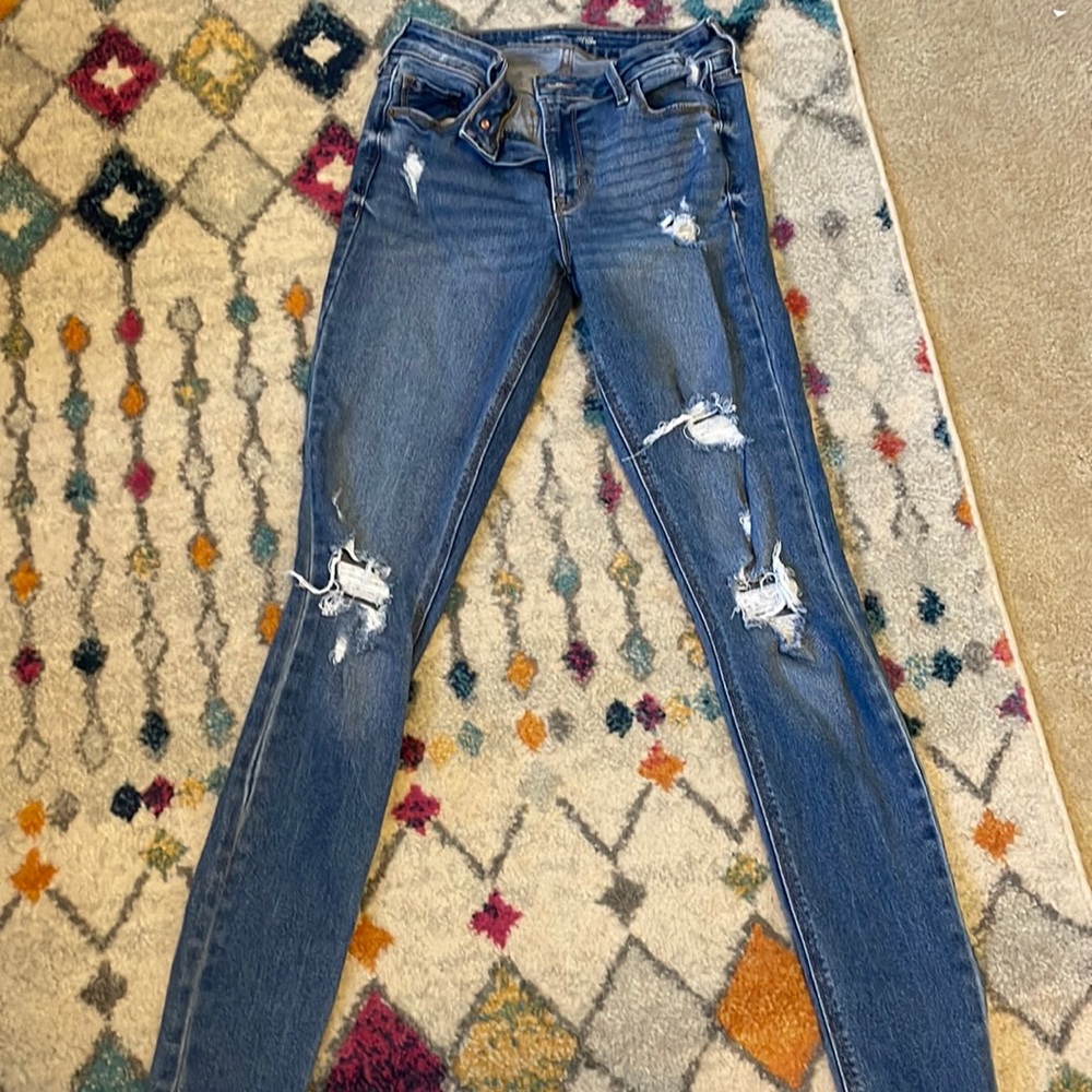 Mid rise, Ripped Jeggings, 4 Tall!
